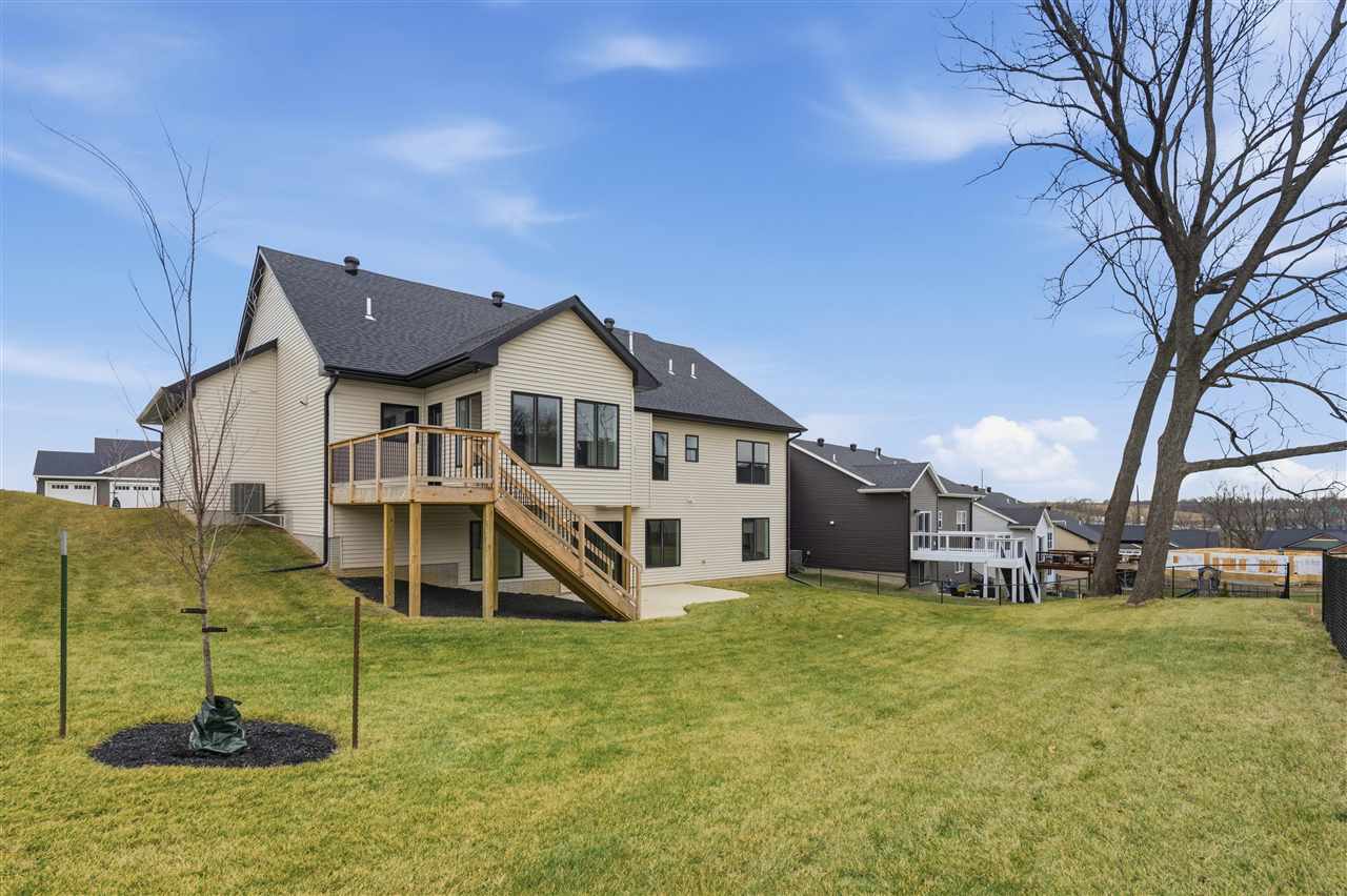 1311 E Gable Way Tiffin IA 52340