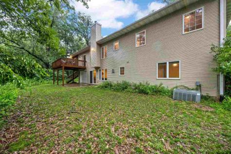 4020 Riverview Lane NE Iowa City IA 52240