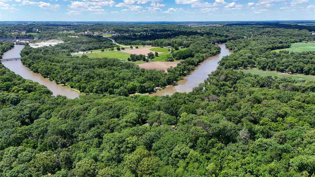 4020 Riverview Lane NE Iowa City IA 52240