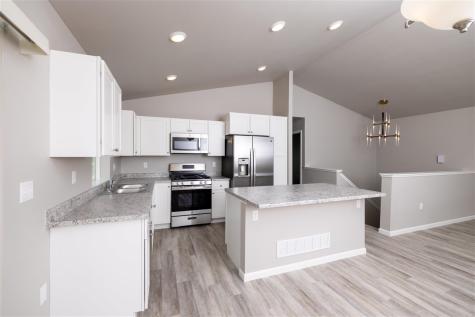 890 Summit Court Coralville IA 52241