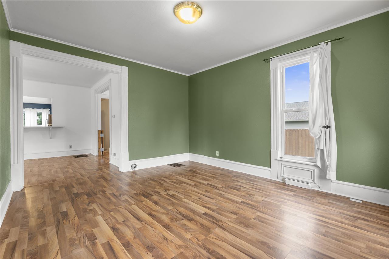 925 Reed Street Grinnell IA 50112