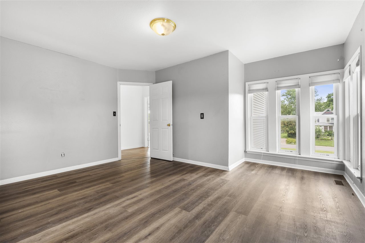 925 Reed Street Grinnell IA 50112