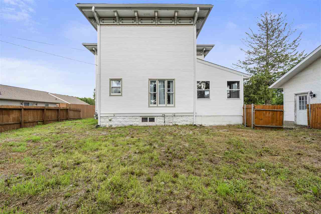 925 Reed Street Grinnell IA 50112