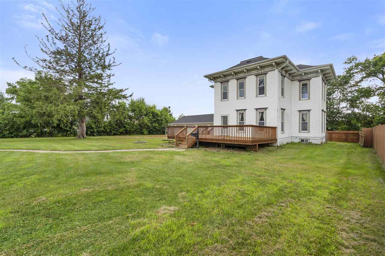 925 Reed Street Grinnell IA 50112