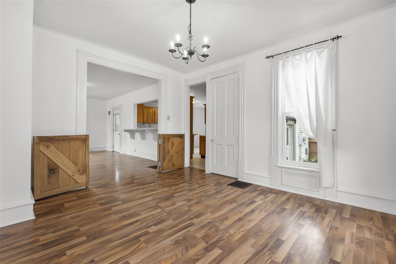 925 Reed Street Grinnell IA 50112