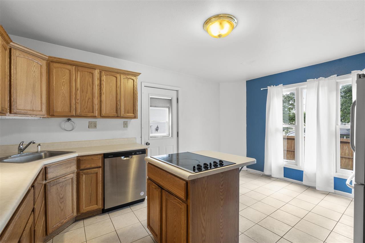 925 Reed Street Grinnell IA 50112