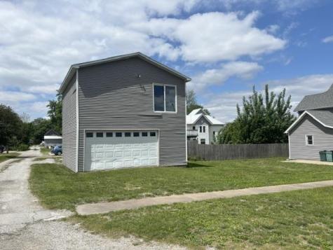 411 E Jayne Street Lone Tree IA 52755