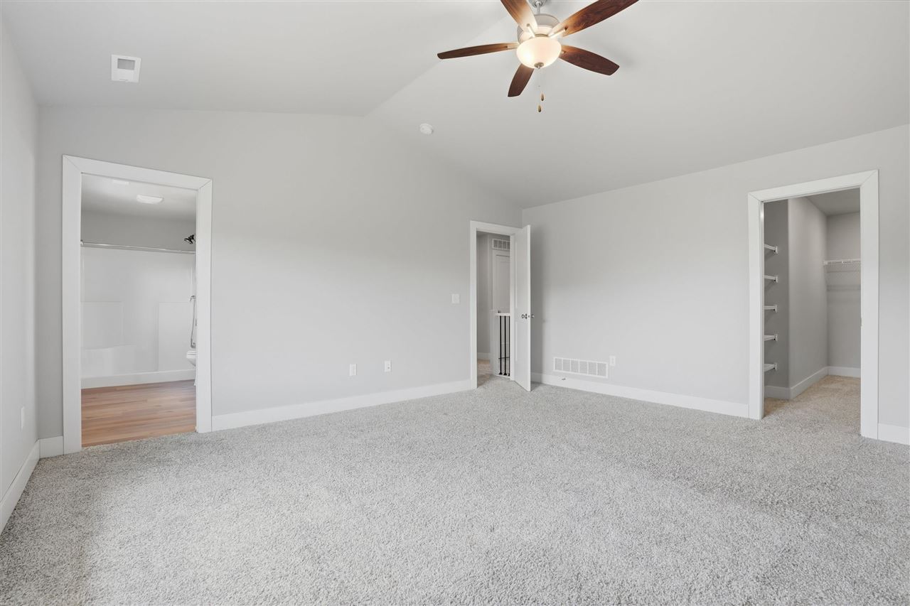 1127 Mary Lane North Liberty IA 52317