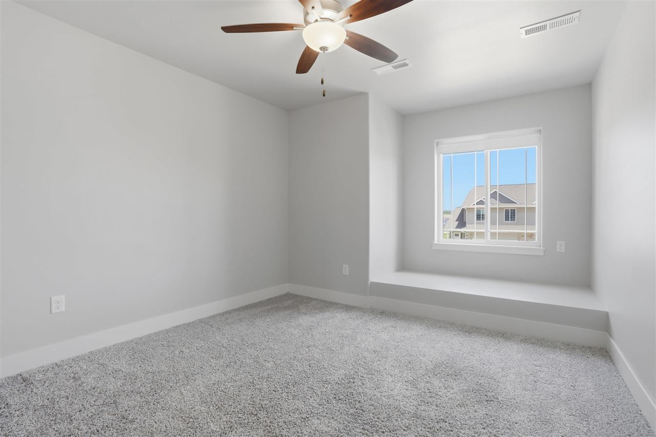 1127 Mary Lane North Liberty IA 52317