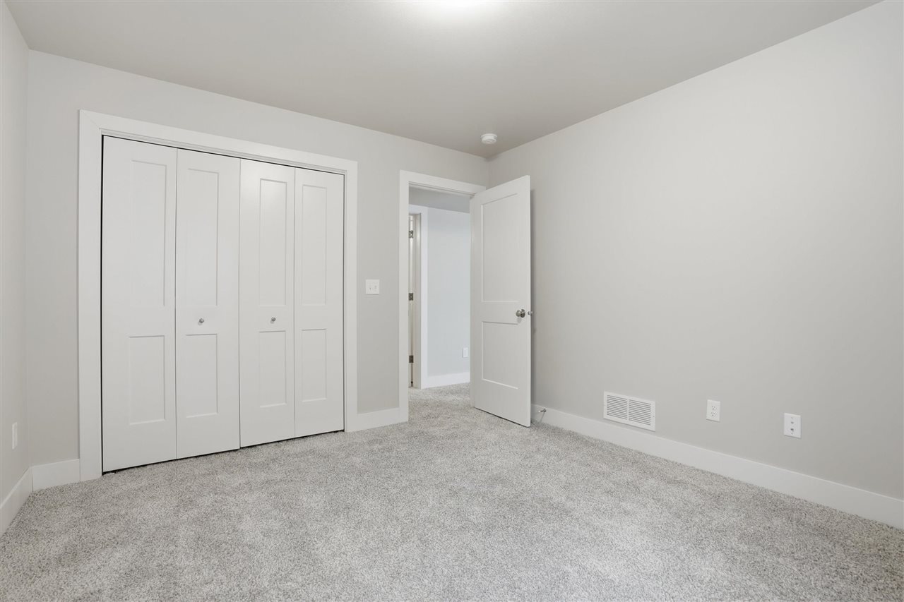 1127 Mary Lane North Liberty IA 52317