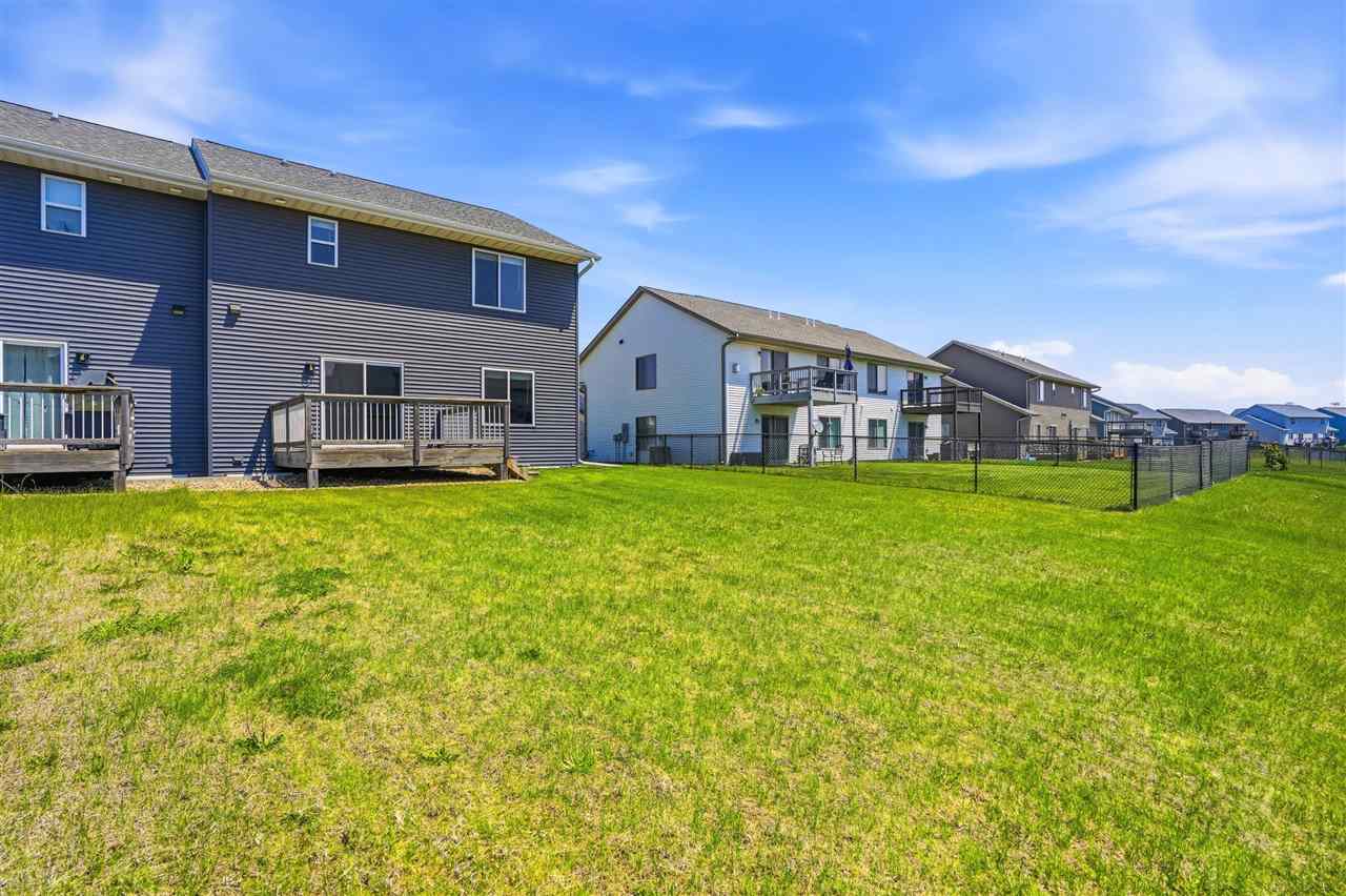 1127 Mary Lane North Liberty IA 52317