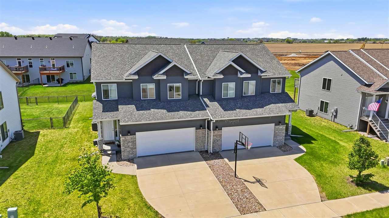 1127 Mary Lane North Liberty IA 52317