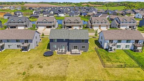 1127 Mary Lane North Liberty IA 52317