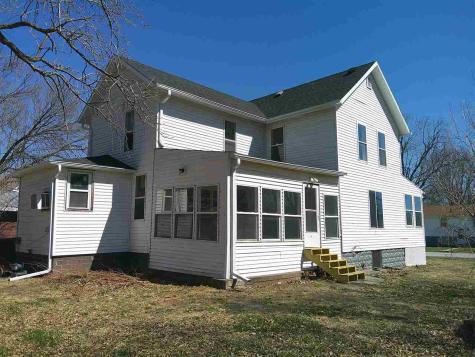 207 Short Street Nichols IA 52766