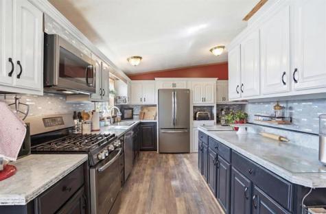 602 S Jackson Lisbon IA 52253