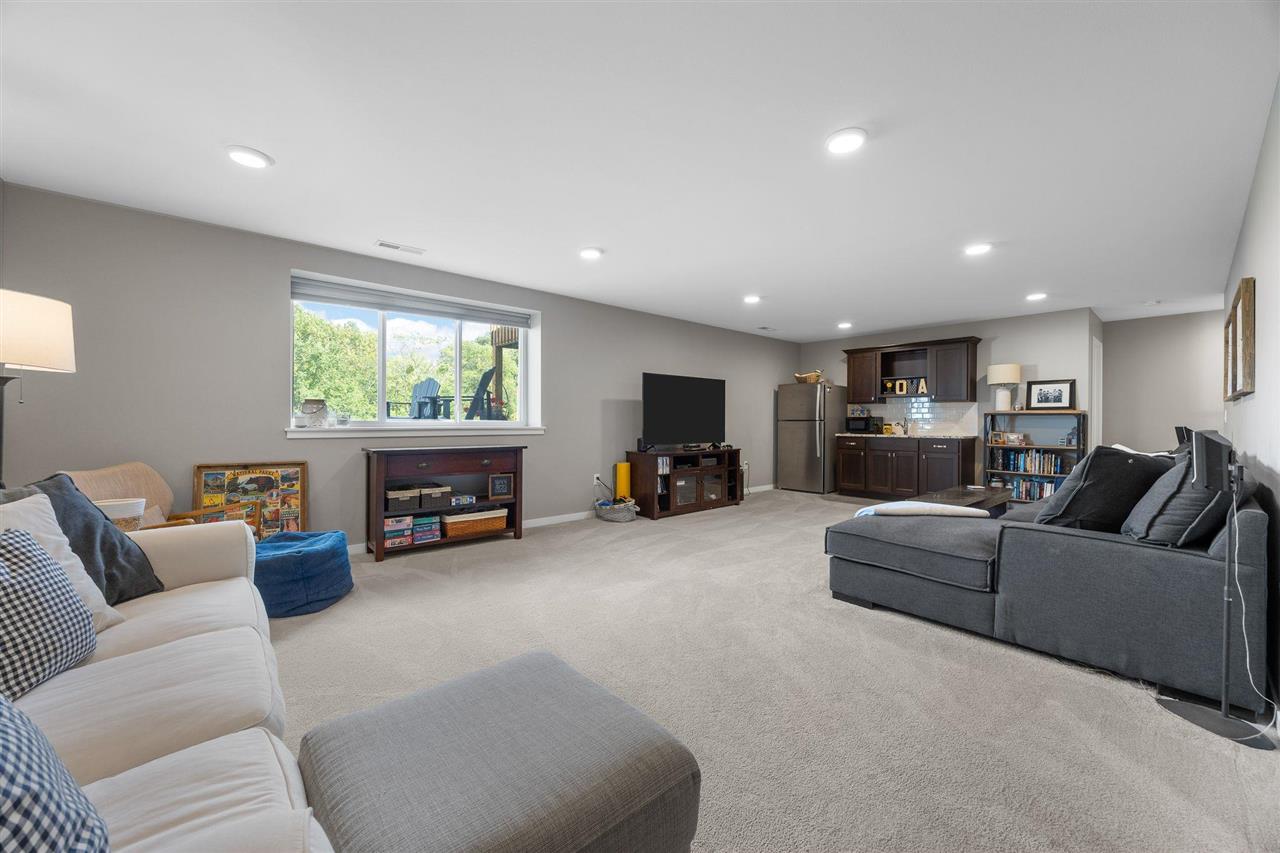 4942 Preston Lane Iowa City IA 52246