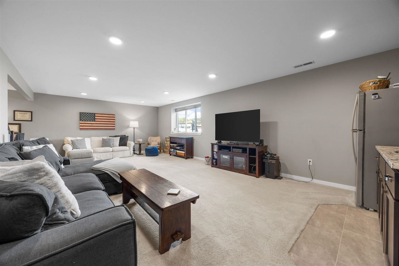 4942 Preston Lane Iowa City IA 52246