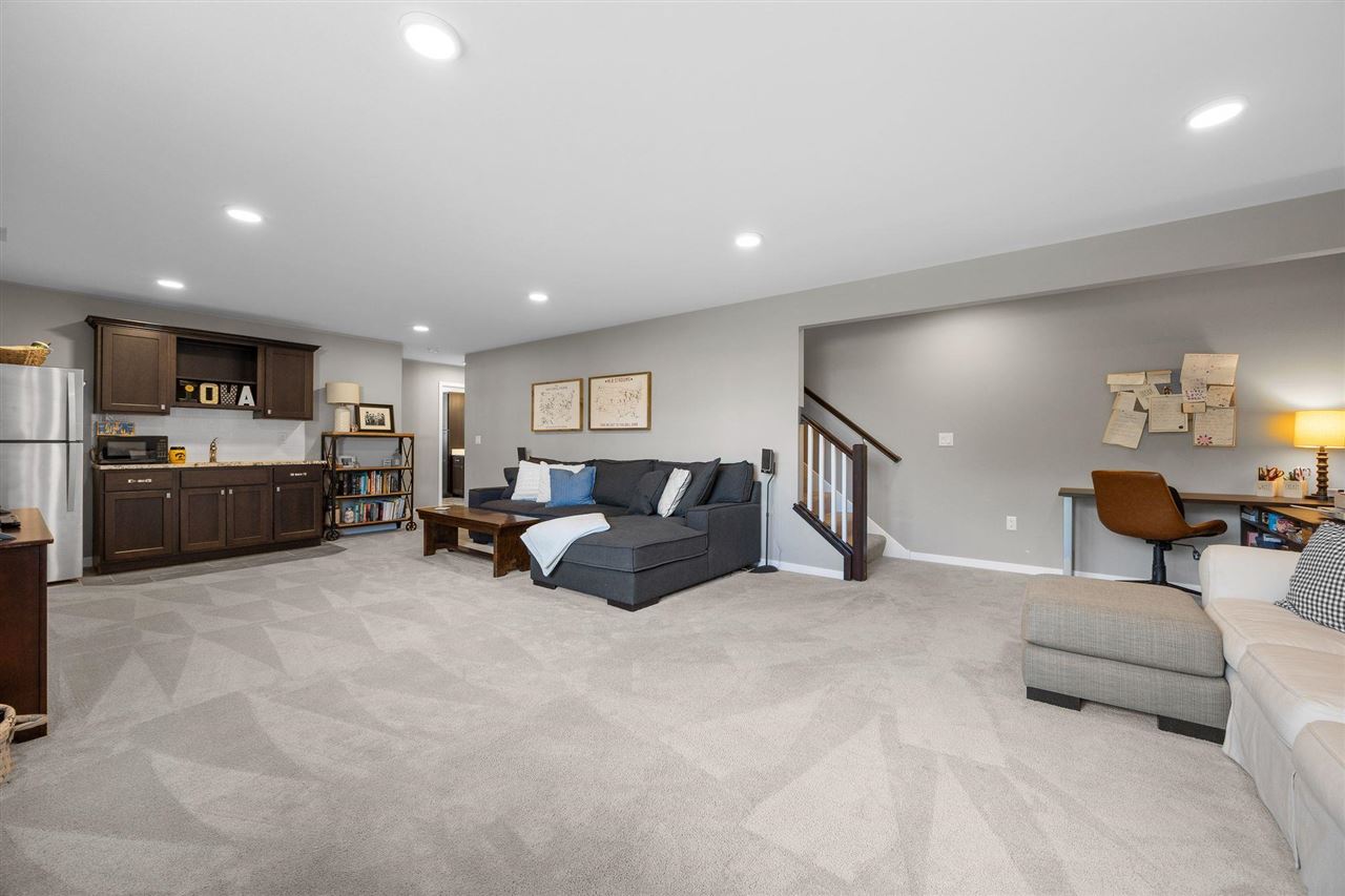 4942 Preston Lane Iowa City IA 52246