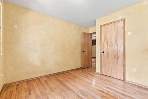 905 Paradise Drive Washington IA 52353