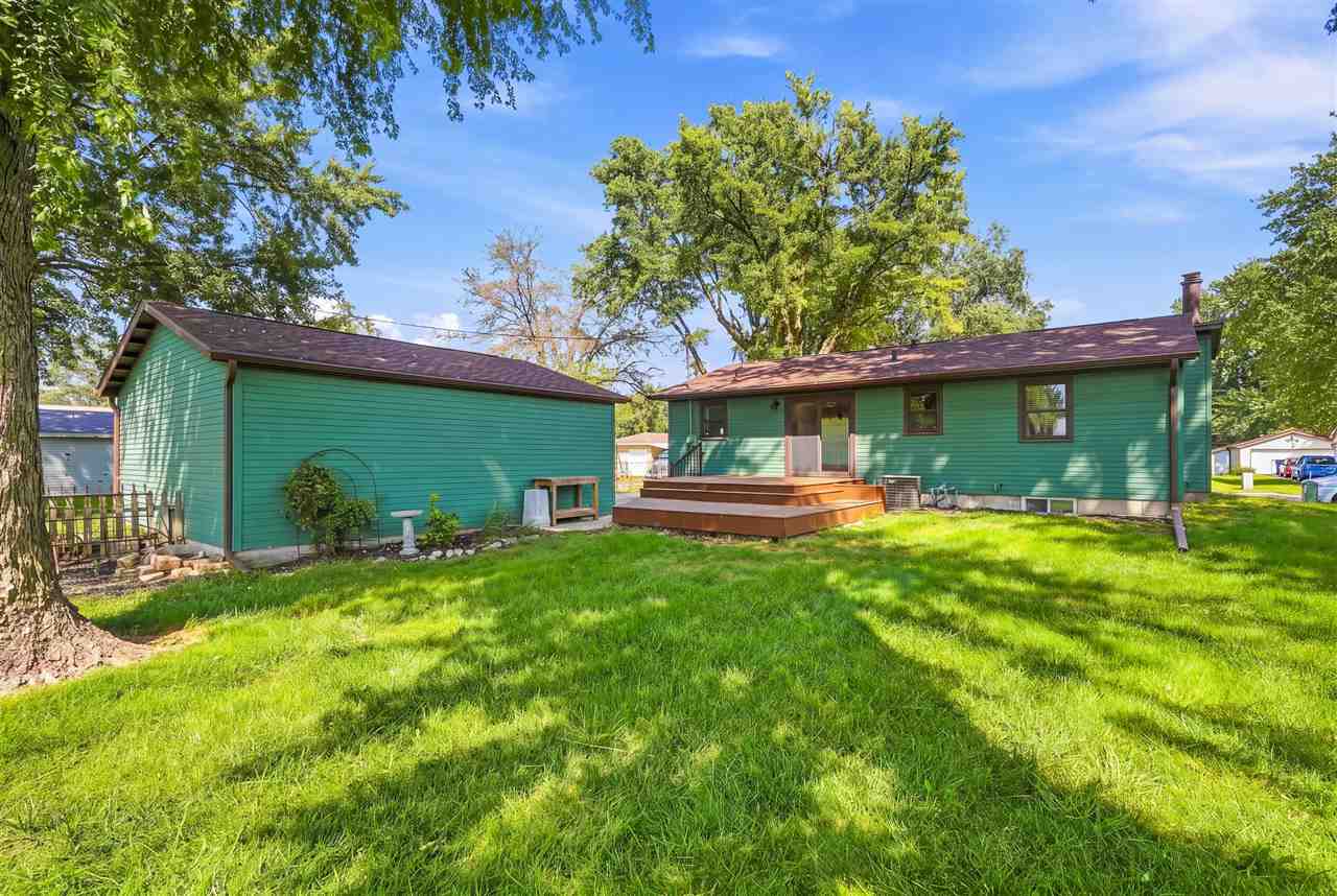 905 Paradise Drive Washington IA 52353