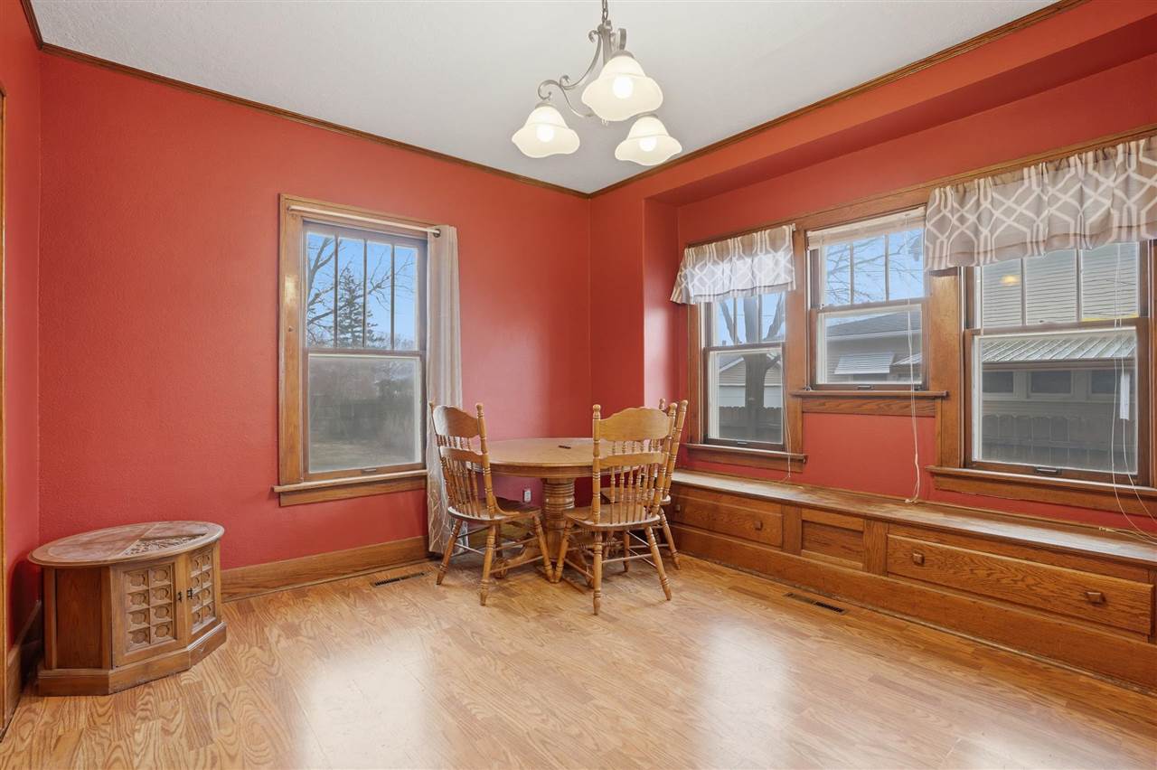 315 E Jackson Street Washington IA 52353