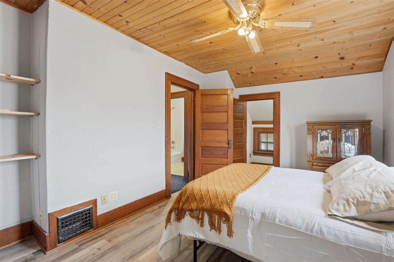 315 E Jackson Street Washington IA 52353