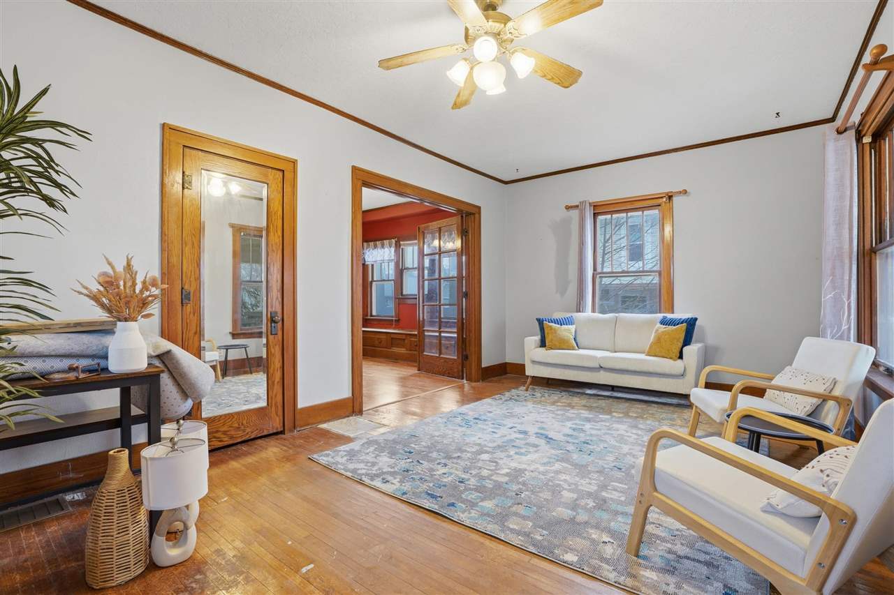 315 E Jackson Street Washington IA 52353