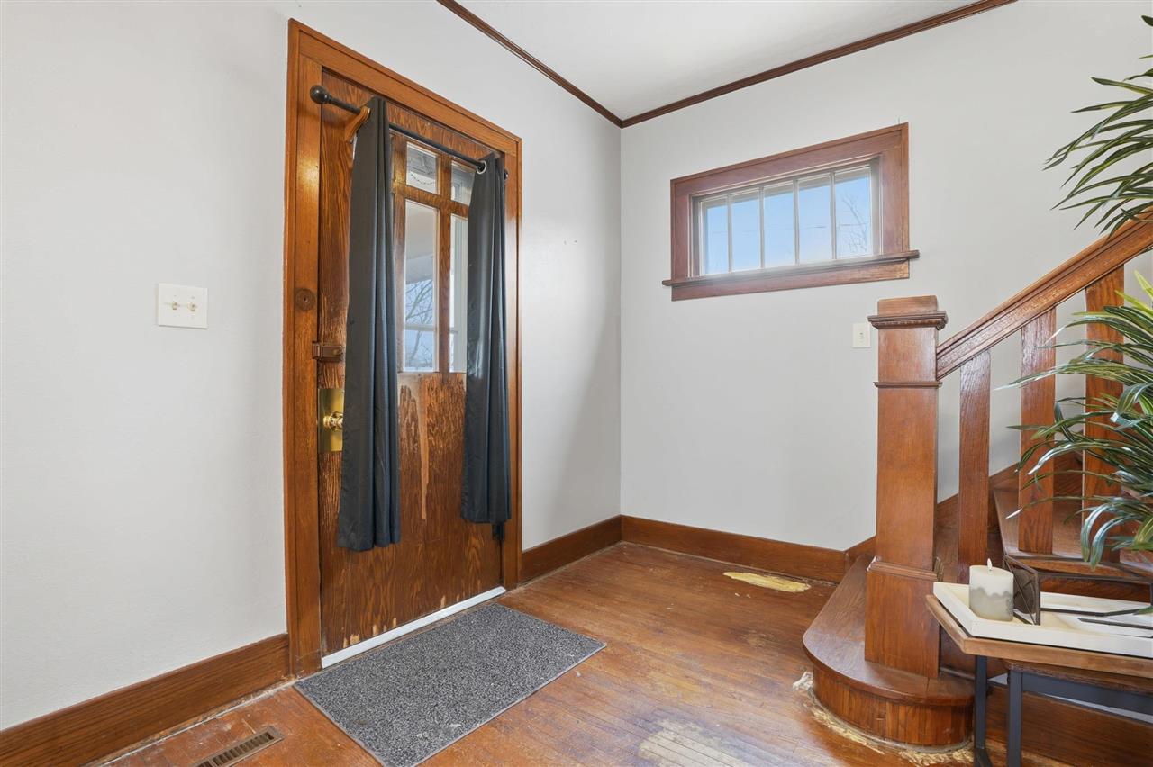 315 E Jackson Street Washington IA 52353