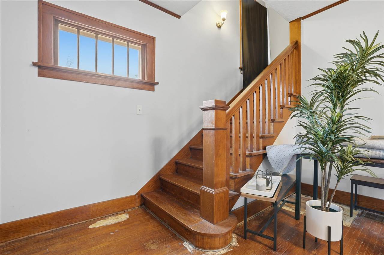 315 E Jackson Street Washington IA 52353