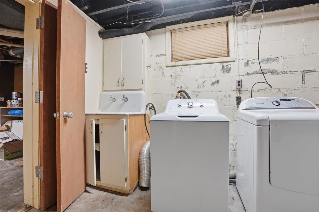 315 E Jackson Street Washington IA 52353