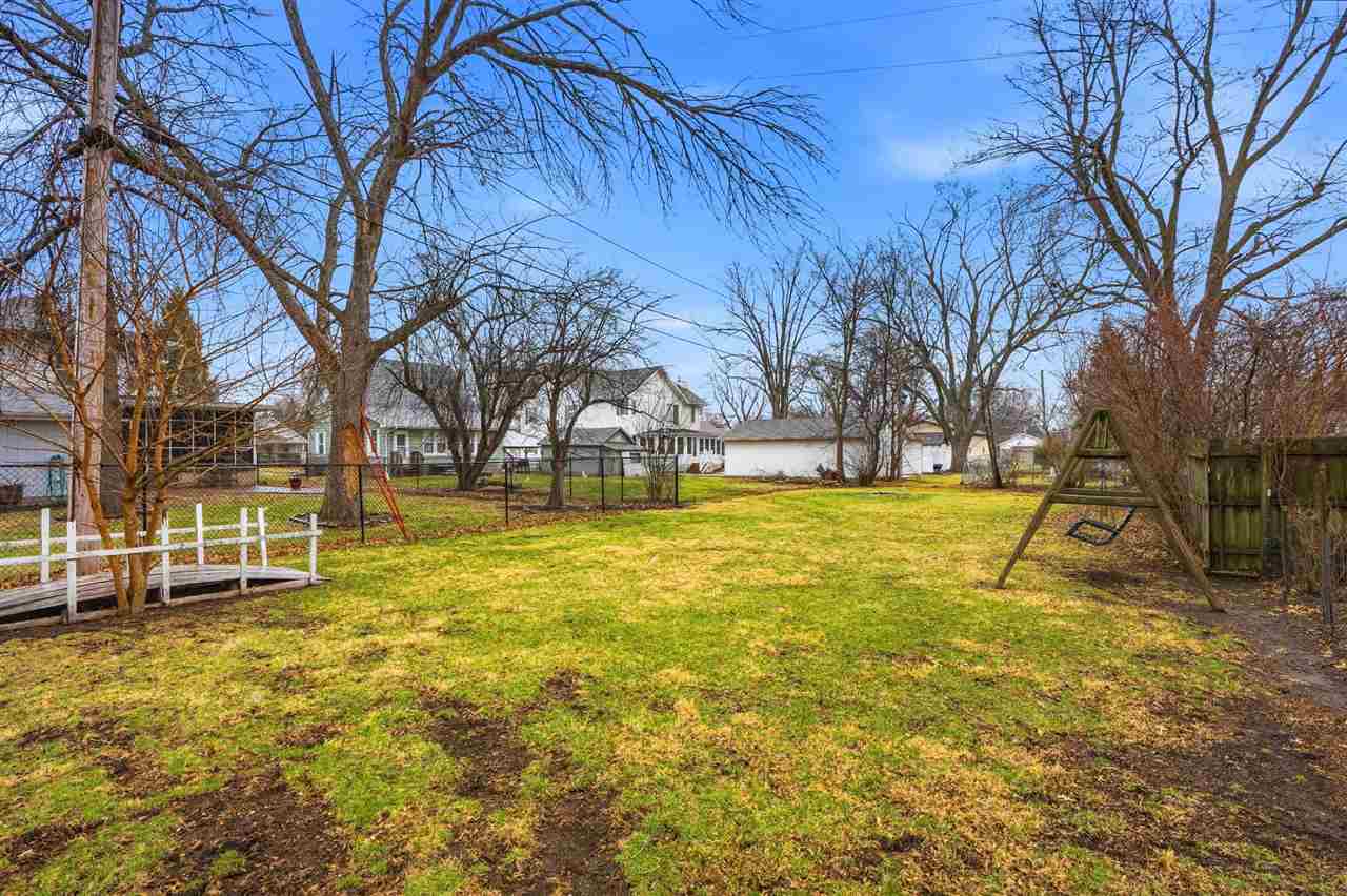 315 E Jackson Street Washington IA 52353