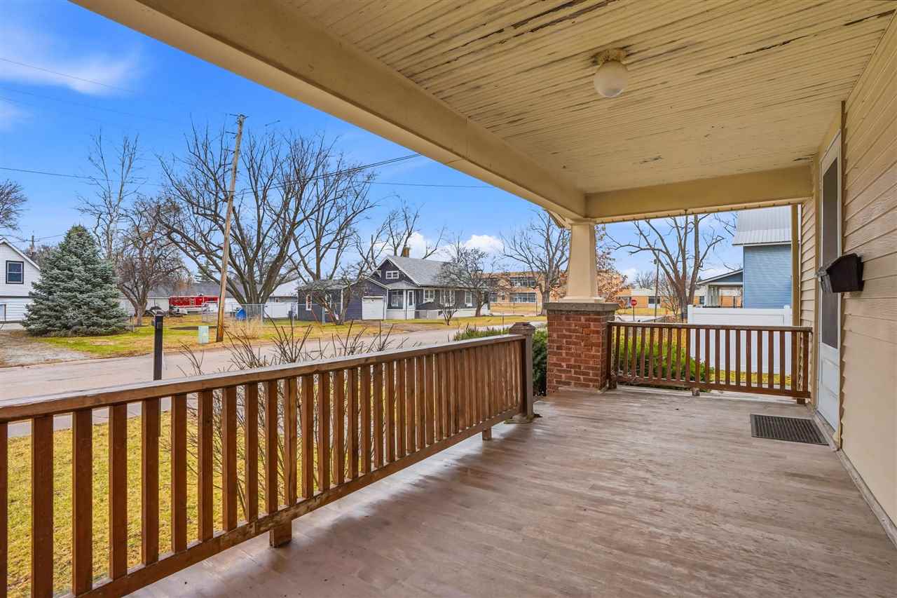 315 E Jackson Street Washington IA 52353