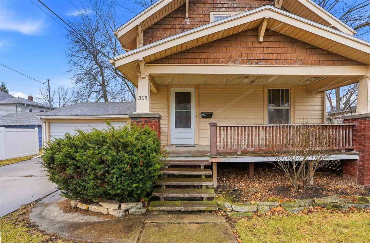315 E Jackson Street Washington IA 52353