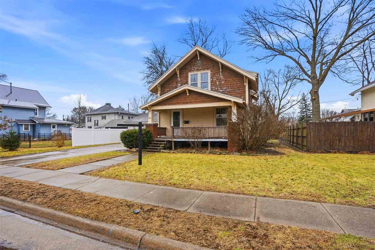 315 E Jackson Street Washington IA 52353