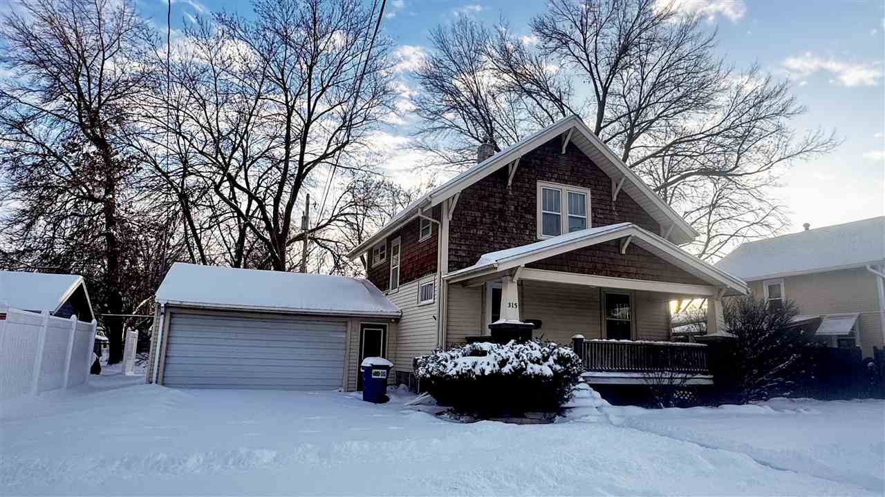 315 E Jackson Street Washington IA 52353