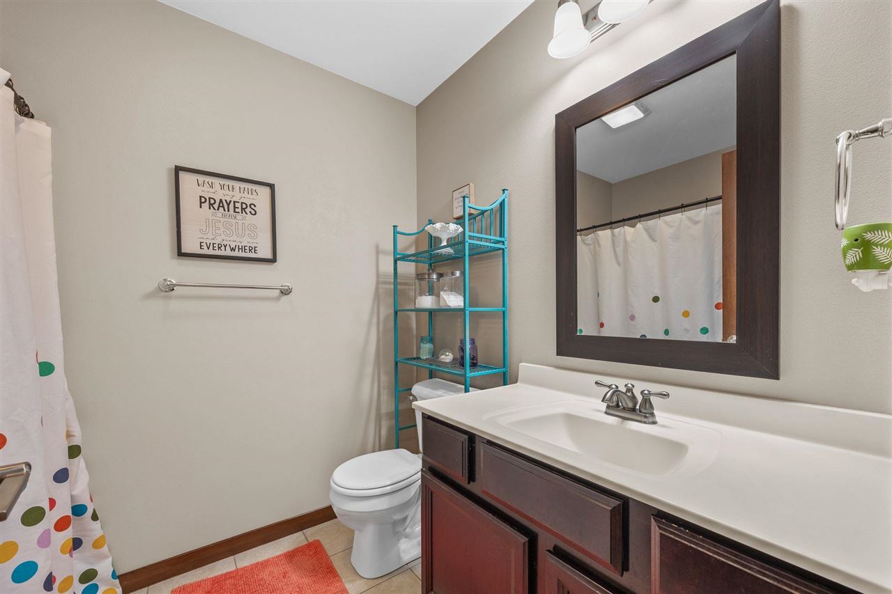 542 Rolling Hills Drive Tiffin IA 52340
