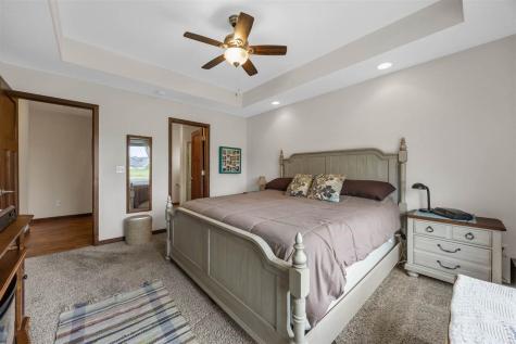542 Rolling Hills Drive Tiffin IA 52340