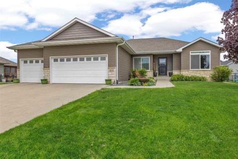 542 Rolling Hills Drive Tiffin IA 52340
