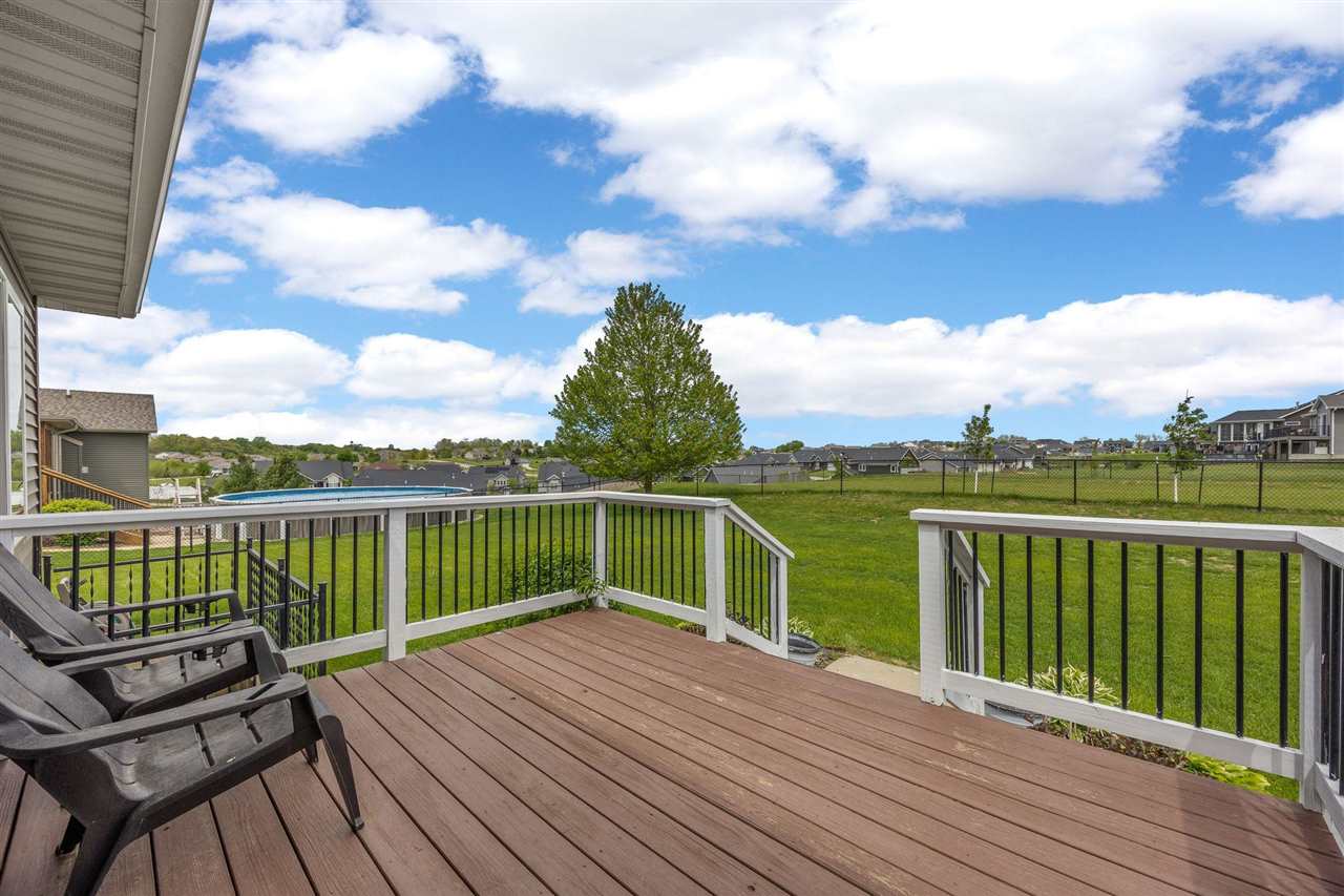 542 Rolling Hills Drive Tiffin IA 52340