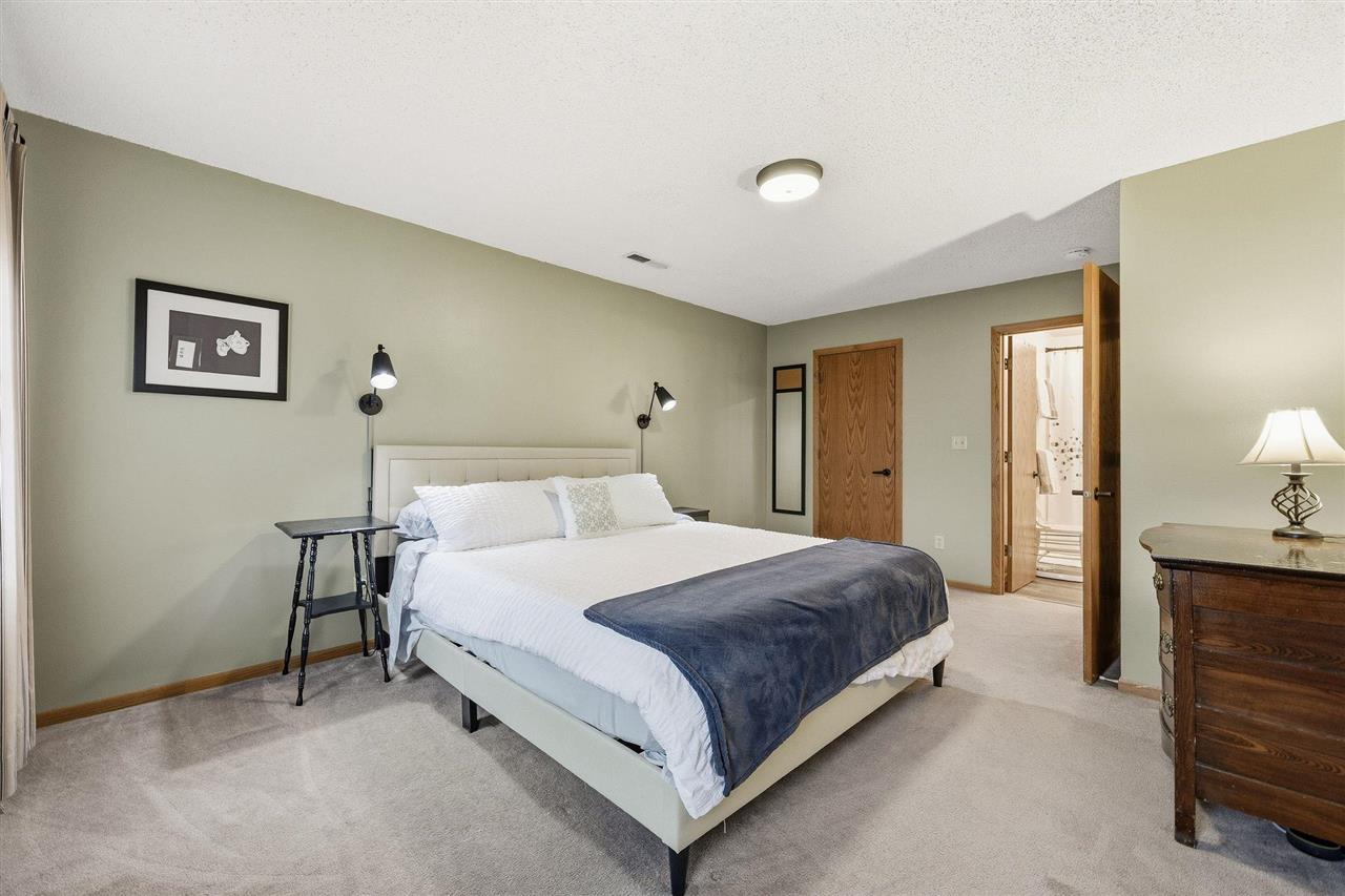 1131 Deerfield Drive Iowa City IA 52246