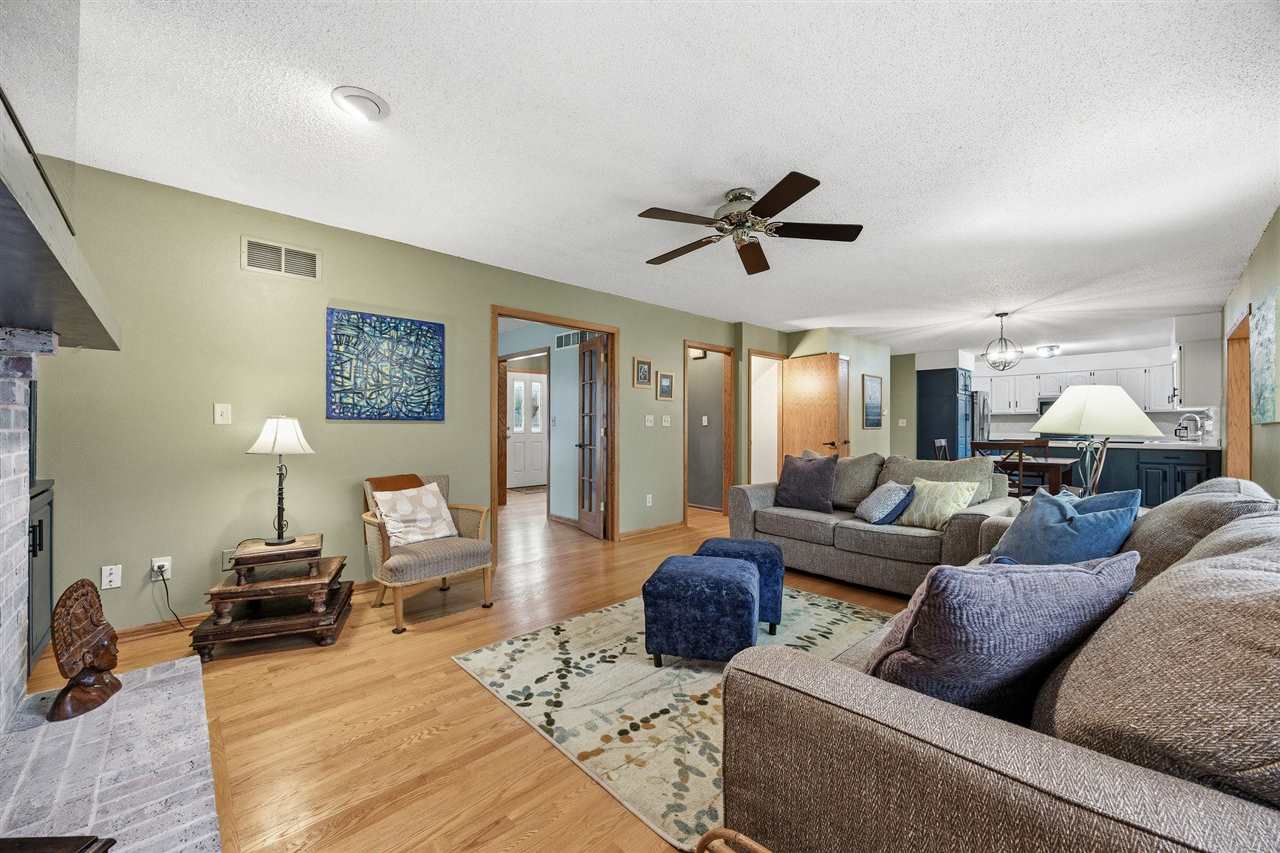 1131 Deerfield Drive Iowa City IA 52246