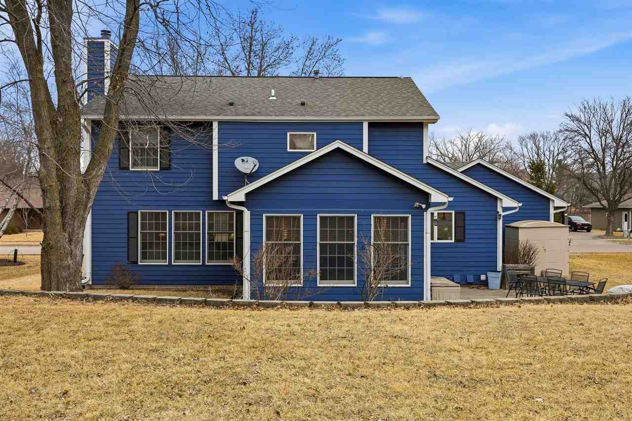 1131 Deerfield Drive Iowa City IA 52246