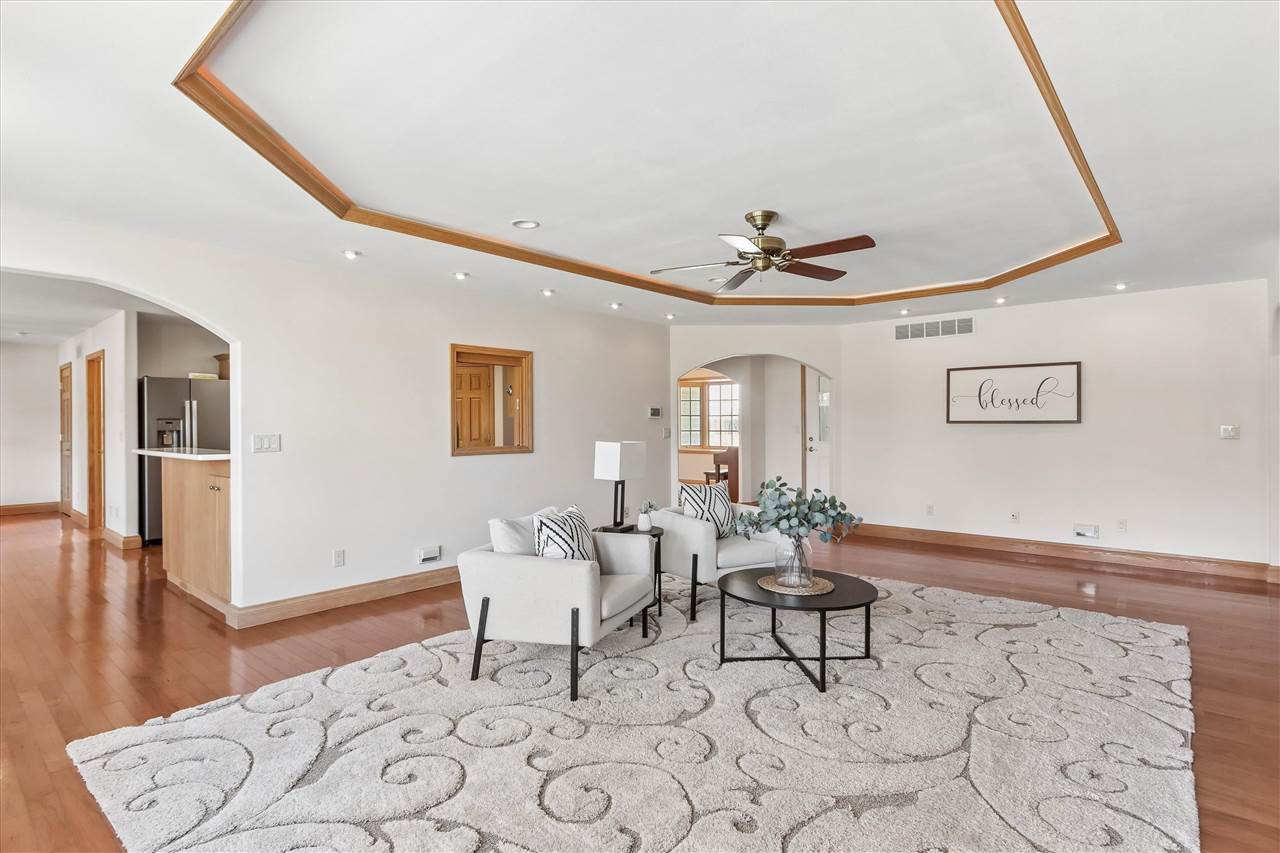 501 Raider Drive Williamsburg IA 52361