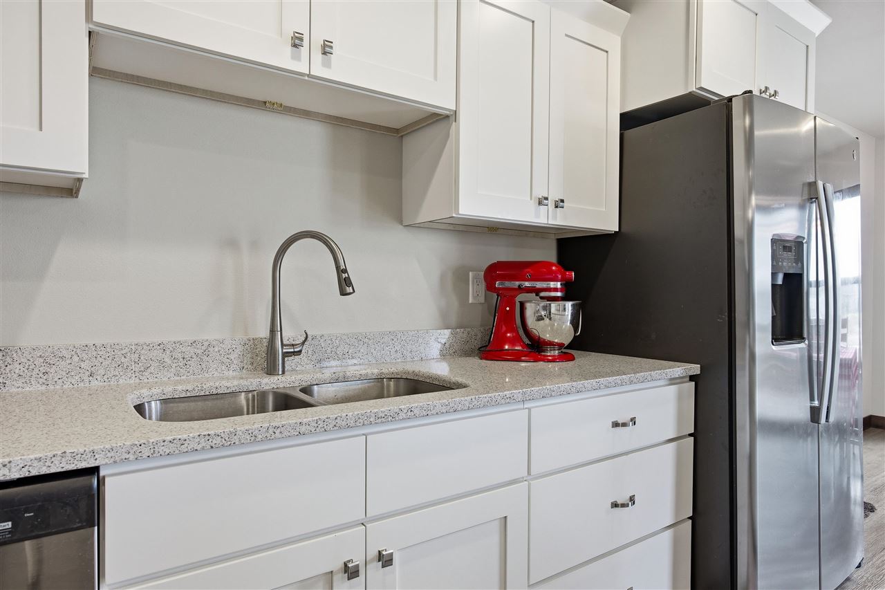 3305 Loethen Lane Coralville IA 52241