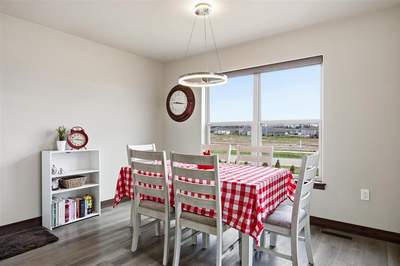 3305 Loethen Lane Coralville IA 52241