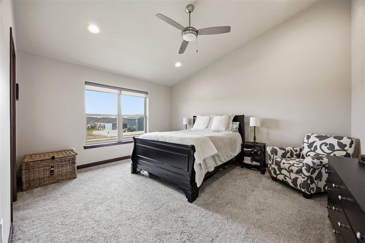 3305 Loethen Lane Coralville IA 52241