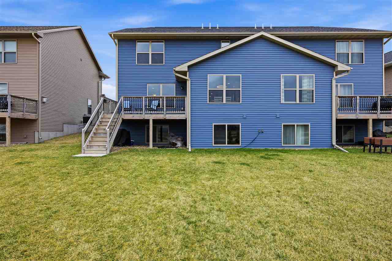 3305 Loethen Lane Coralville IA 52241