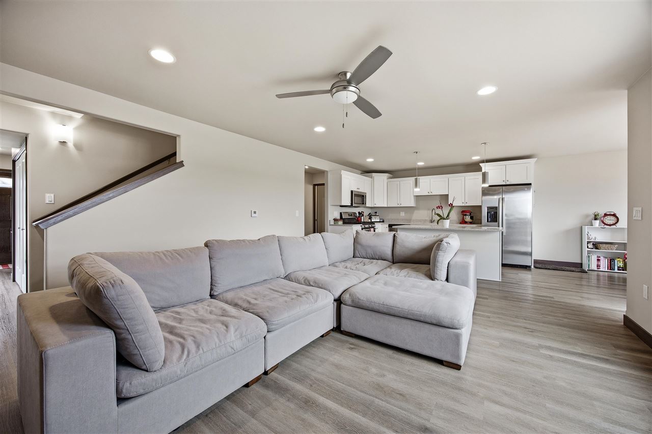 3305 Loethen Lane Coralville IA 52241