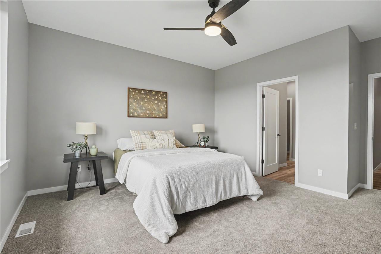 241 Howard Avenue NW Swisher IA 52338