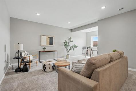 241 Howard Avenue NW Swisher IA 52338
